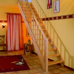 DOLLE Raumspartreppe Wangentreppe Paris Holztreppe 3