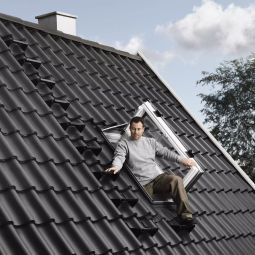 VELUX Wohn- und Ausstiegsfenster GXU 3