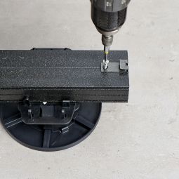 NATURinFORM WPC Anfang-/Endklammer V2A 4