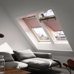VELUX INTEGRA Schwingflügelfenster GGL 306621 Elektrofenster Holz/Kiefer klar lackiert Thermo 2 Aluminium 3-fach Niedrig-Energie-Verglasung, inkl. Funk-Wandschalter